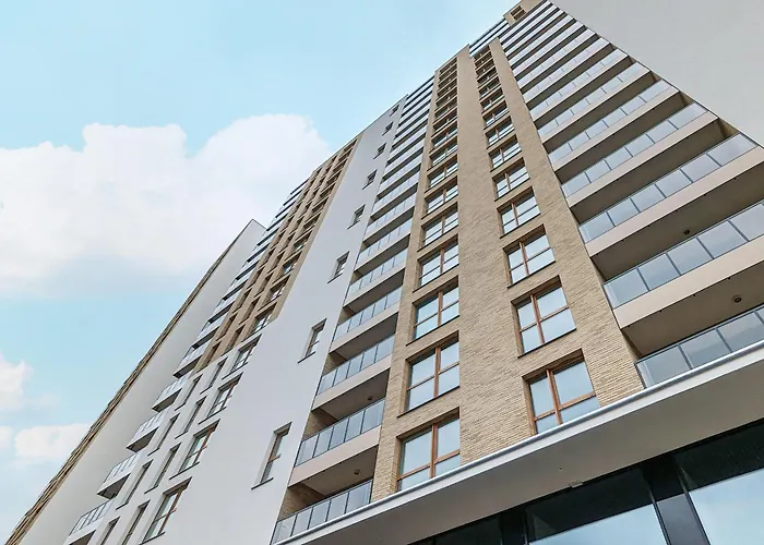 Bright & Modern Apartment With Parking Near Arena Gdansk By Noclegi Renters