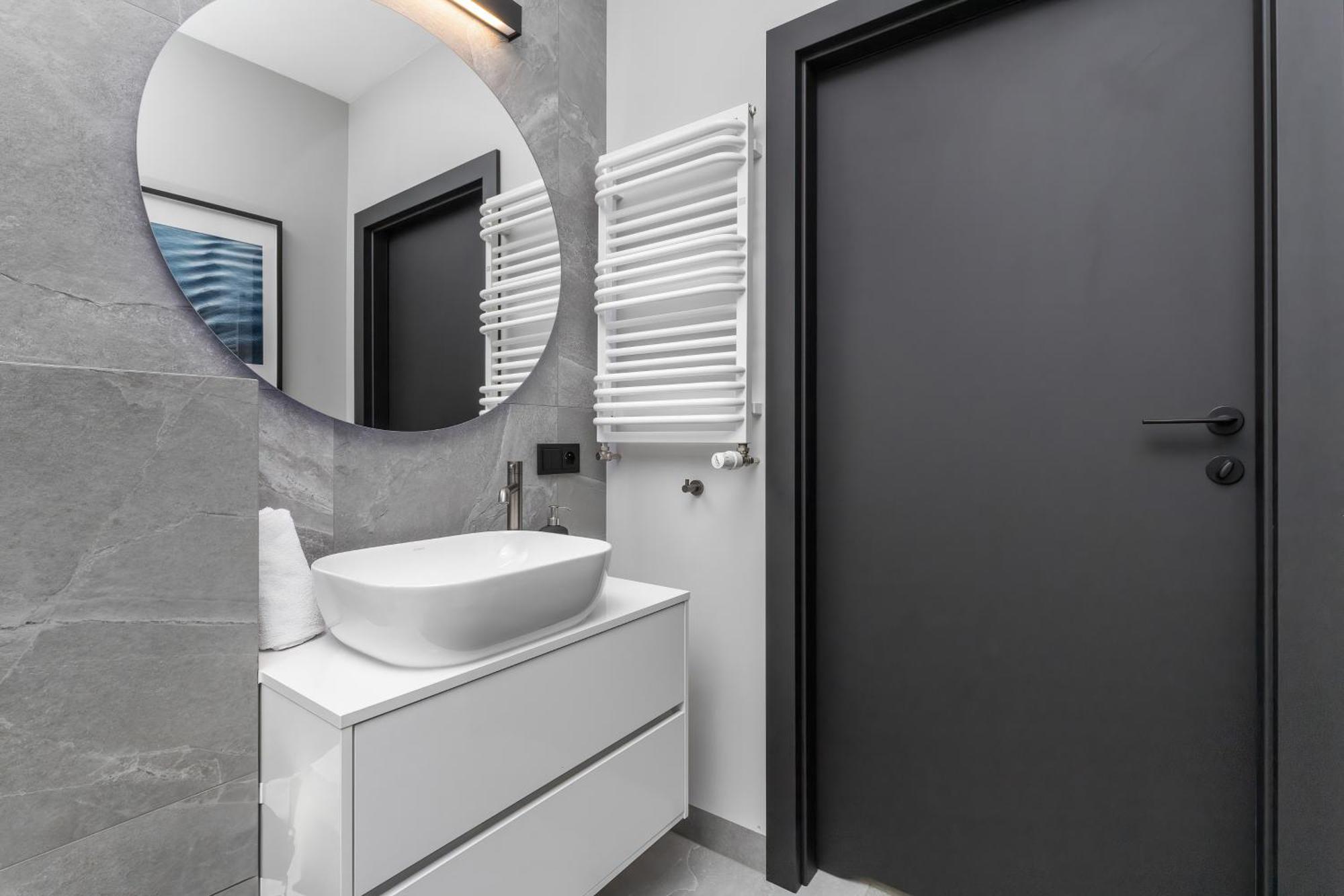 Apartment Bright & Modern With Parking Near Arena By Renters Danzig