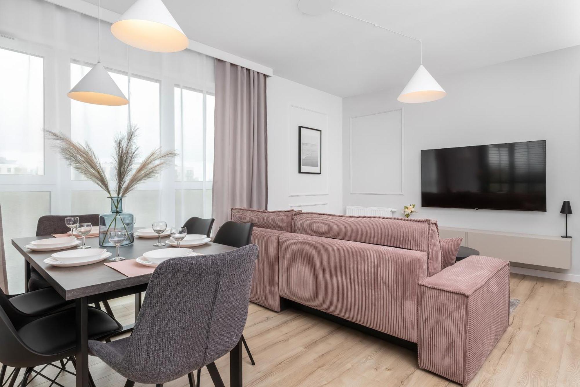 Bright & Modern With Parking Near Arena By Renters * Danzig